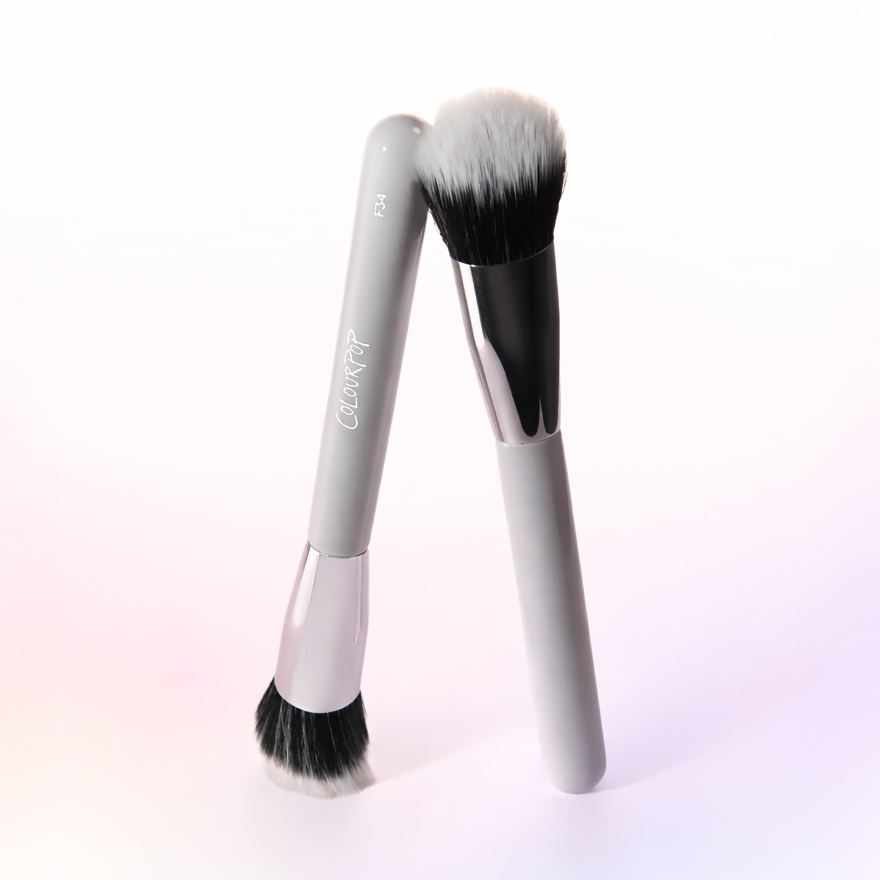 Angled Blending Face Brush - Bedtime Ready